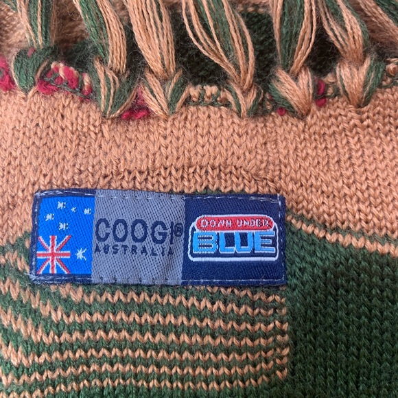 Beautiful Coogi Scarf For Men or Women - Picture 3 of 3